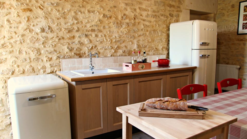 Fully equipped gourmet / farmhouse kitchen. 