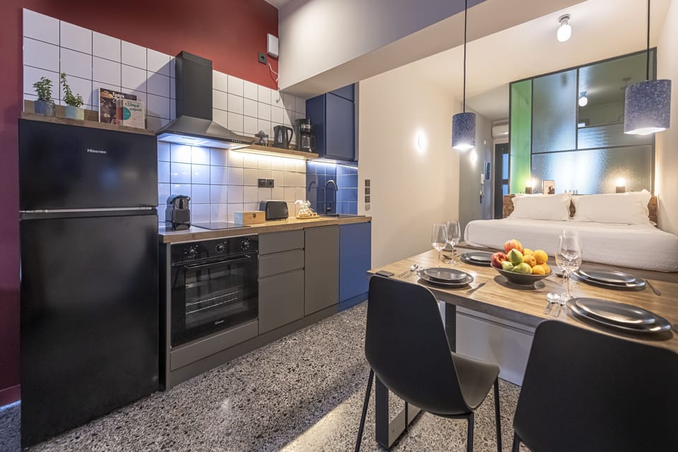Kitchen & Dining area 