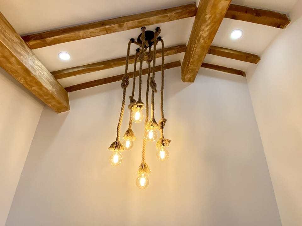 Light fixture upstairs 