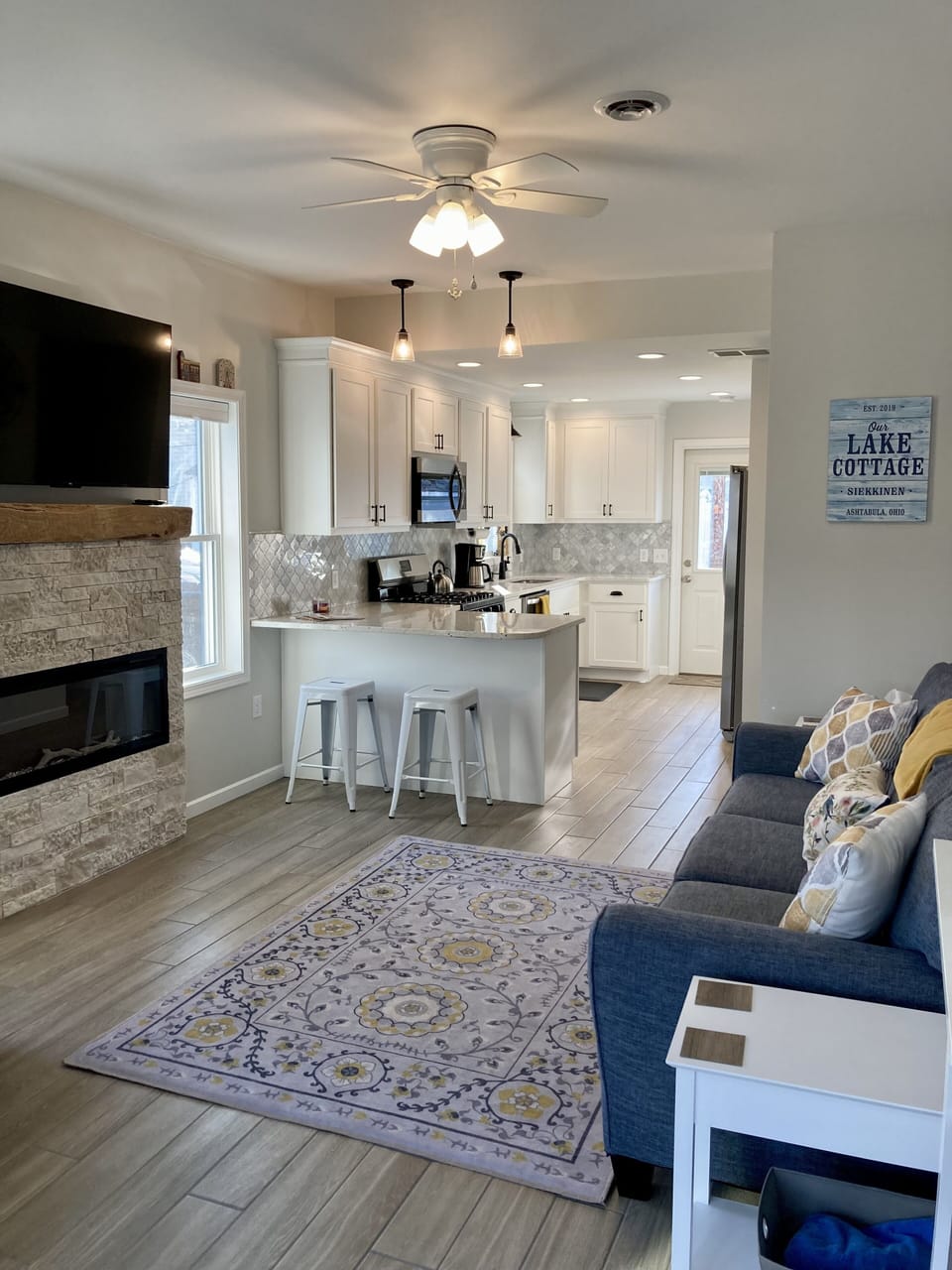 Open concept living room and kitchen