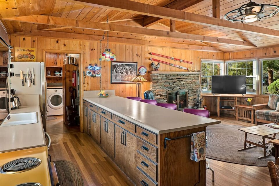 Well stocked kitchen; Everything you need for cooking at home