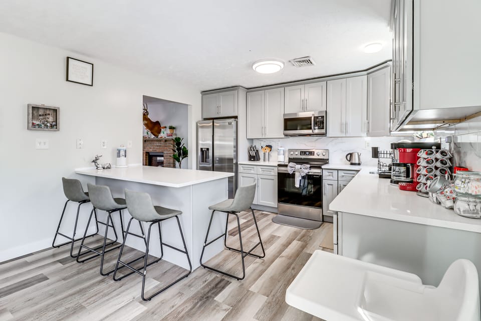 Kitchen | 1st Floor | Drip Coffee Maker & Keurig | Toaster | Blender