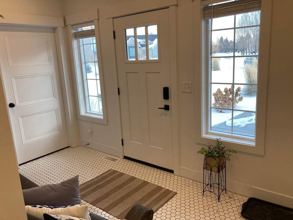 Separate mud room entrance.