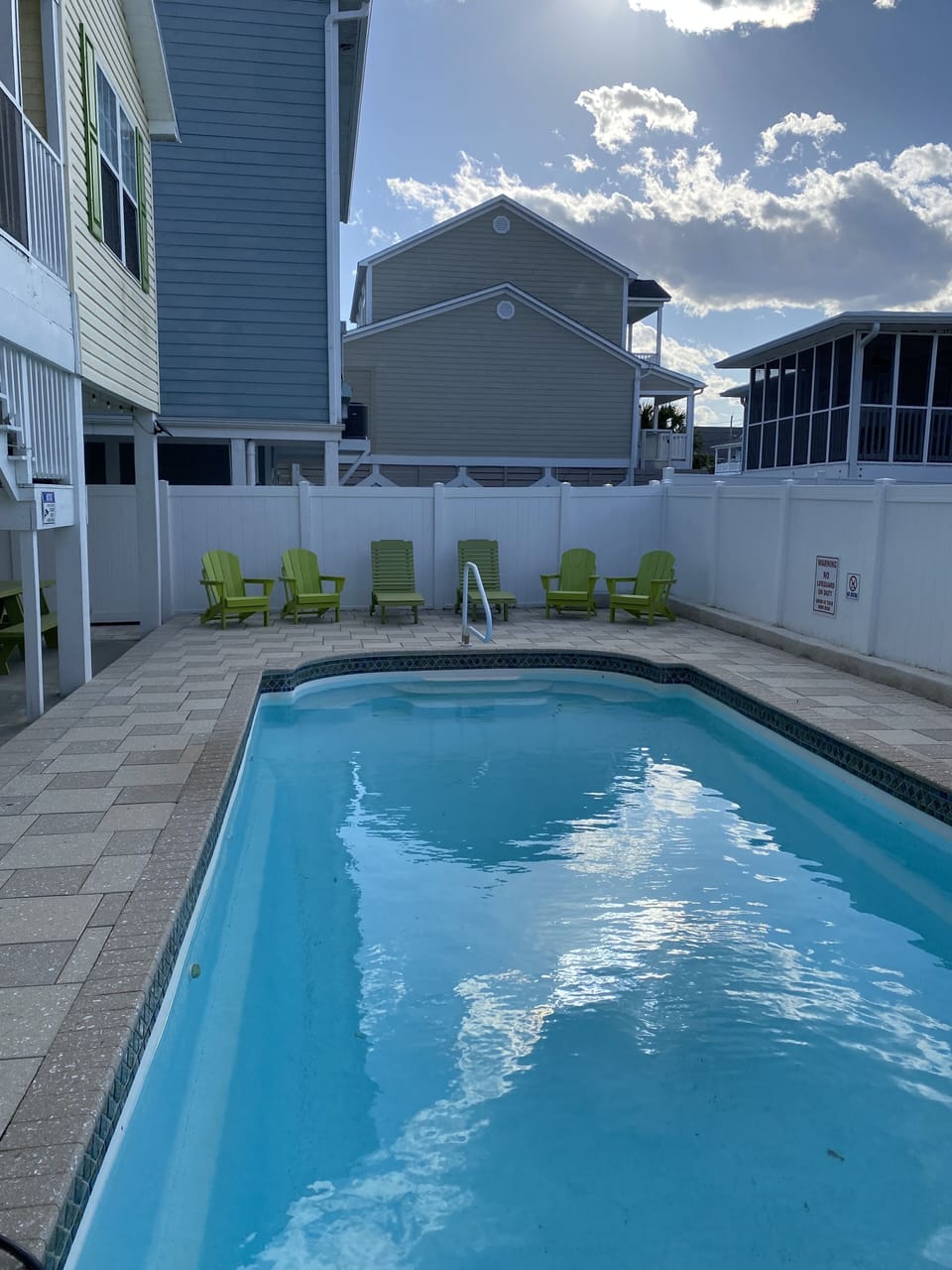Private pool