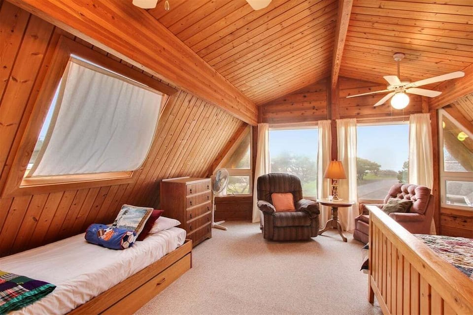 Upstairs Queen Bedroom at Fernwood Beach House