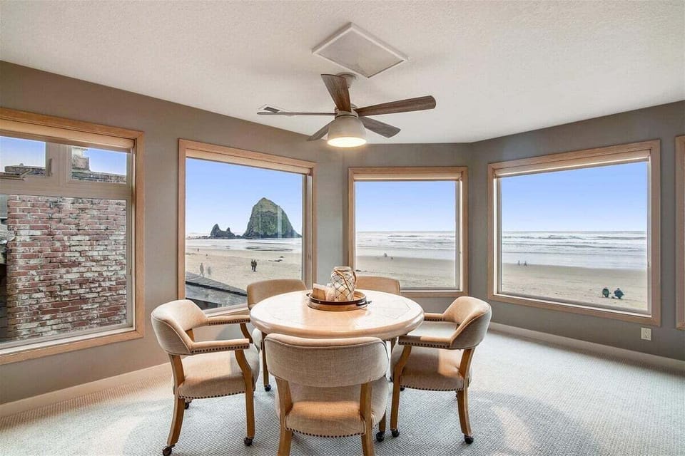 Breakfast Nook at Hayven