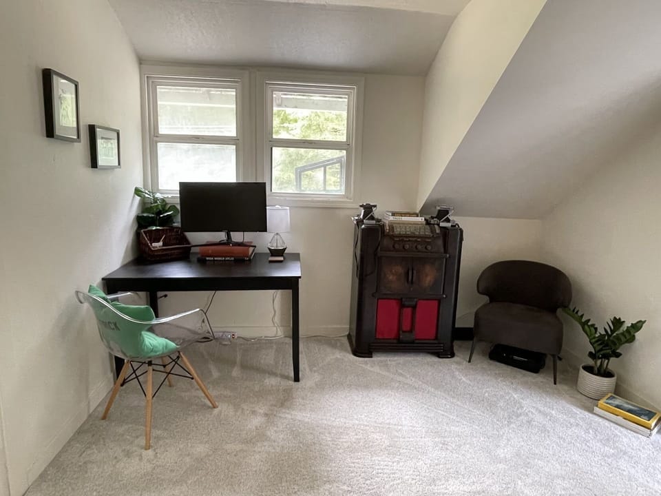 Landing area office at top of stairs
