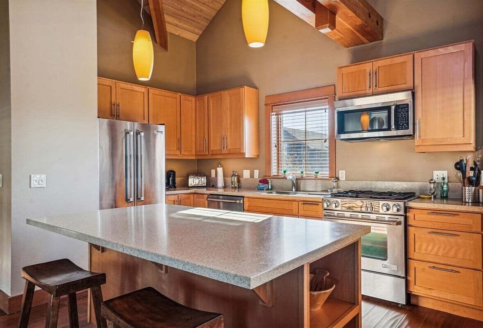 Kitchen at The Lodges B1