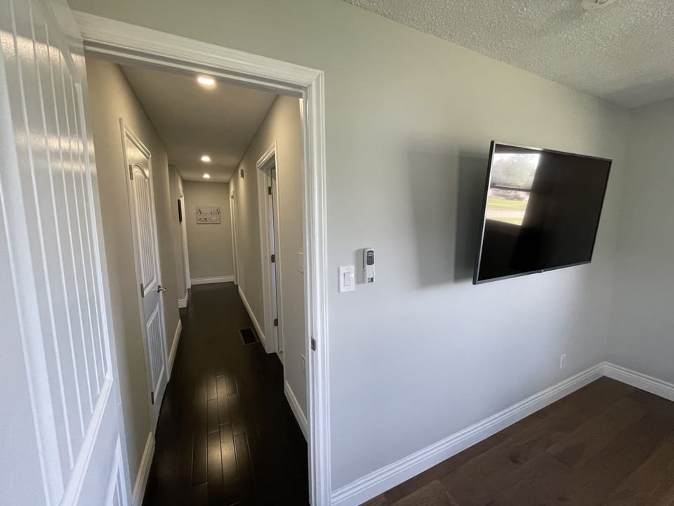 Hallway outside bedroom 5