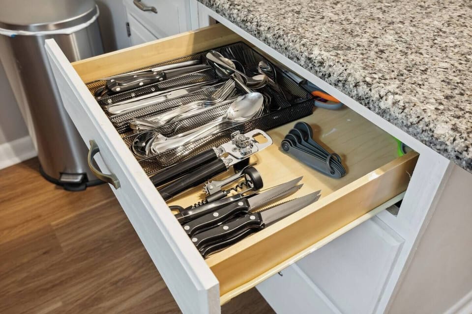Flatware and all other necessities – can opener, corkscrew, measuring spoons – are supplied.