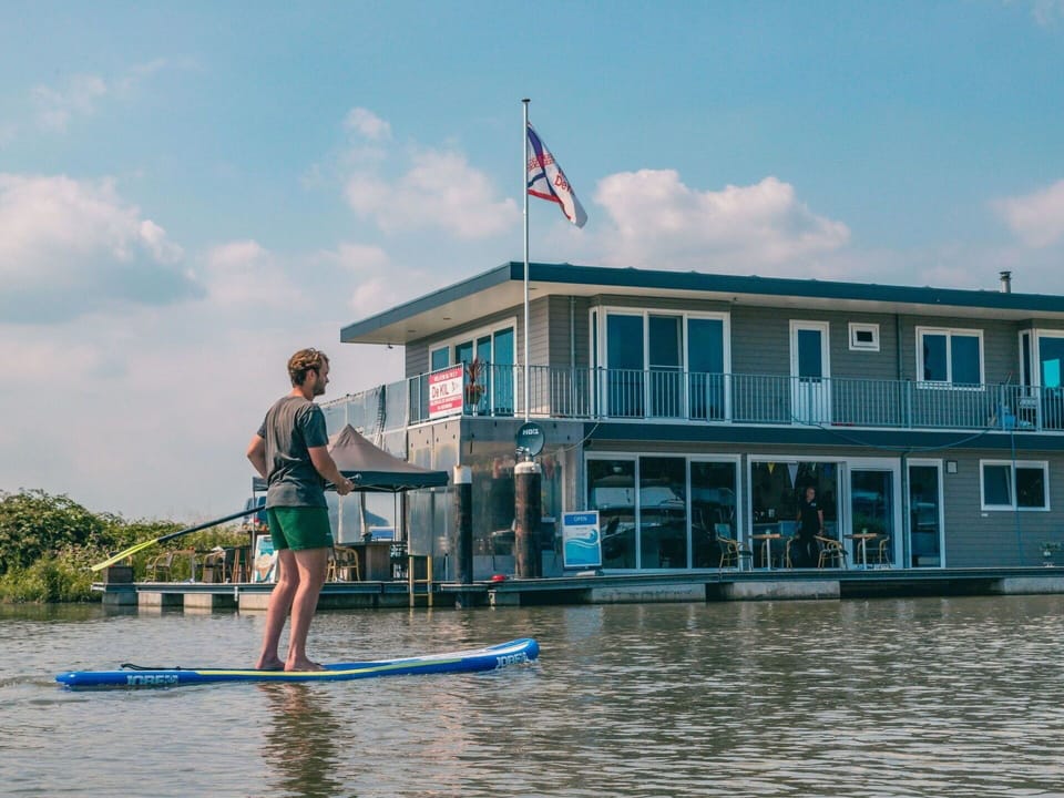 Water, Sky, Cloud, Window, Boat, Boats And Boating--Equipment And Supplies, Lake, Flag