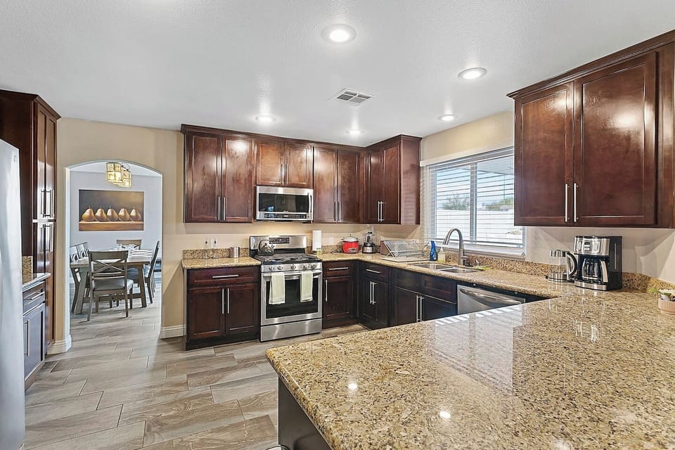 Very well equipped kitchen with plenty of countertop working space
