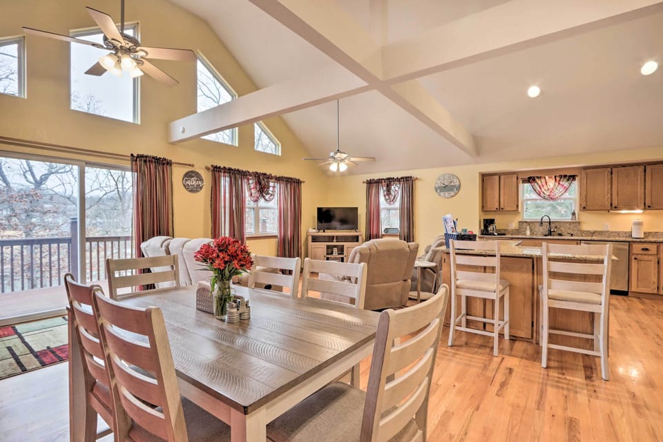 Warsaw Vacation Rental | 4BR | 3BA | Stairs Required | 2,624 Sq Ft