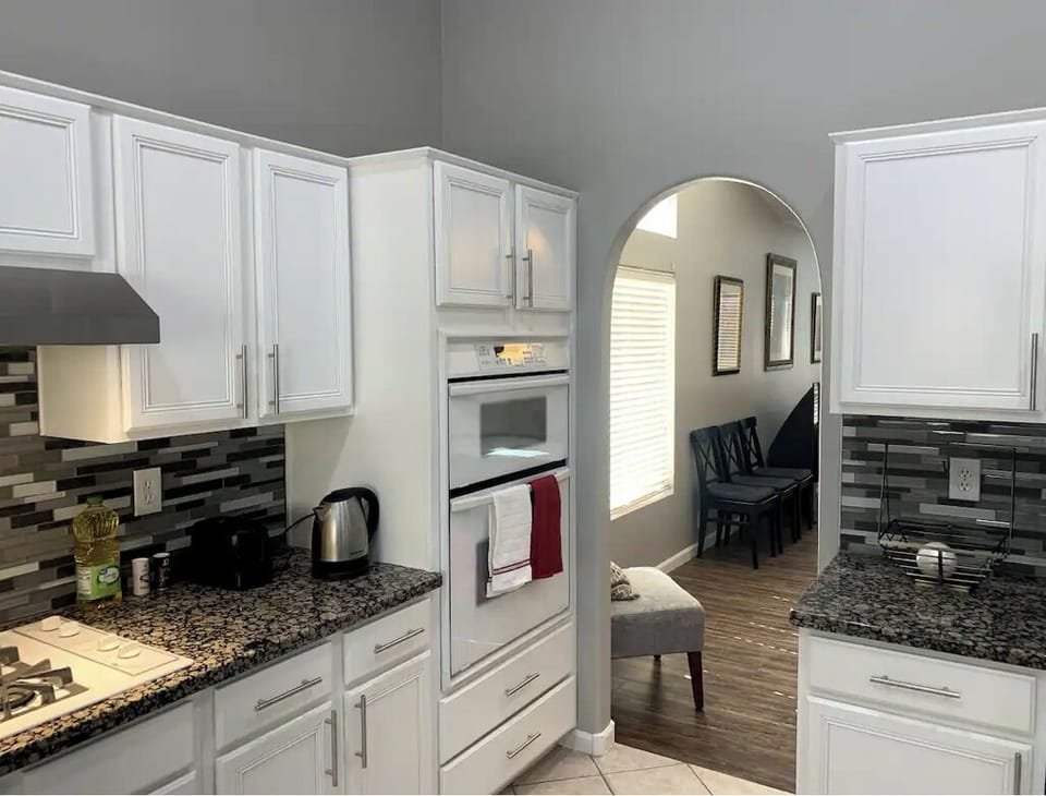 Kitchen Microwave and Oven
