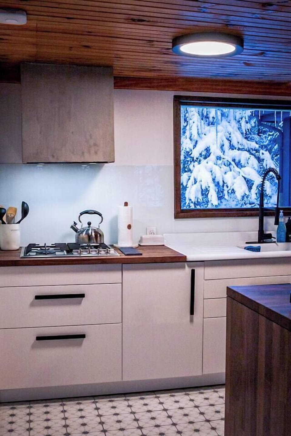 Kitchen (2)