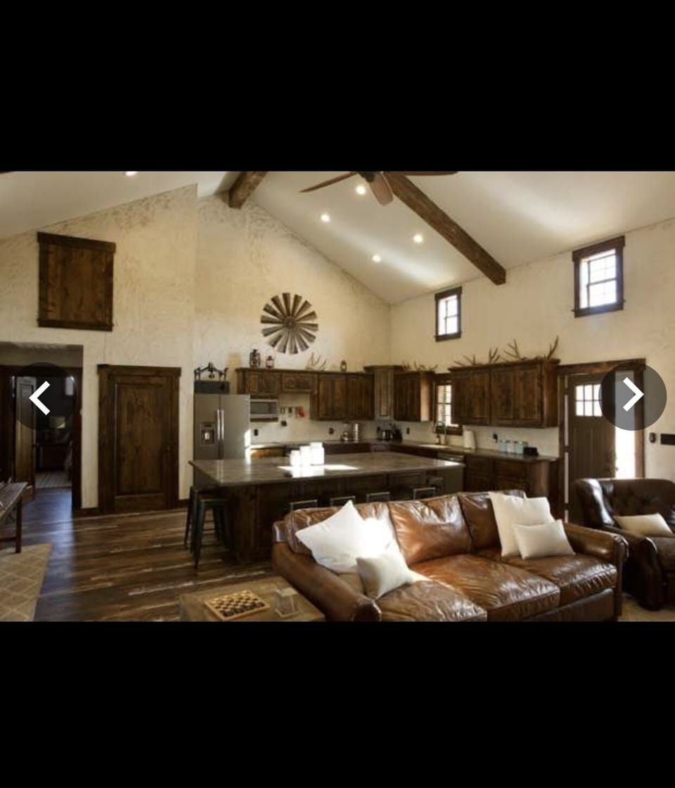 Kitchen with wrap around bar/island
