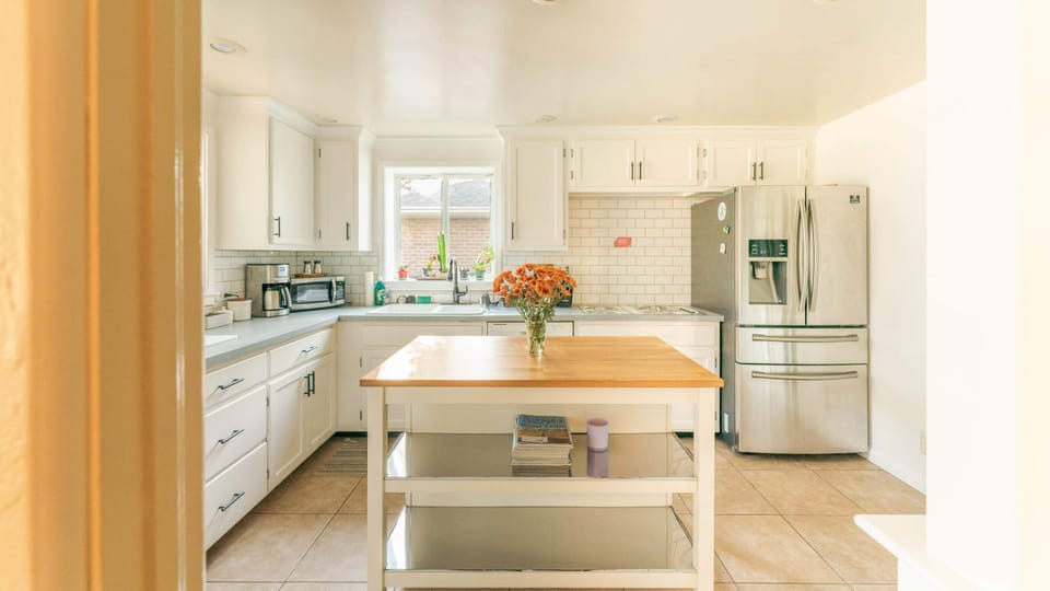 Wide view of the kitchen