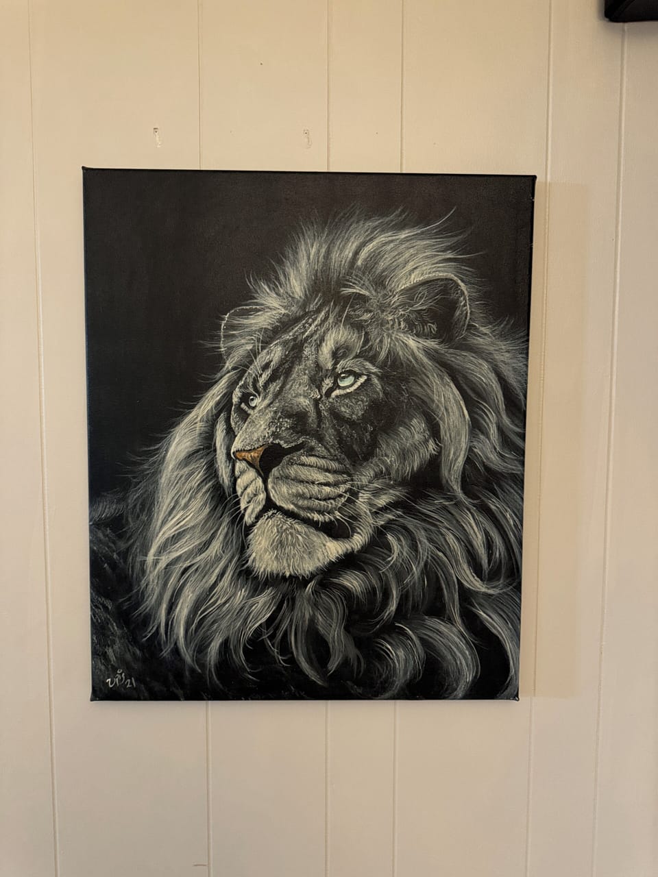 Lots of cool, unique art from around the world. Lion- Artist Laikipia, Kenya
