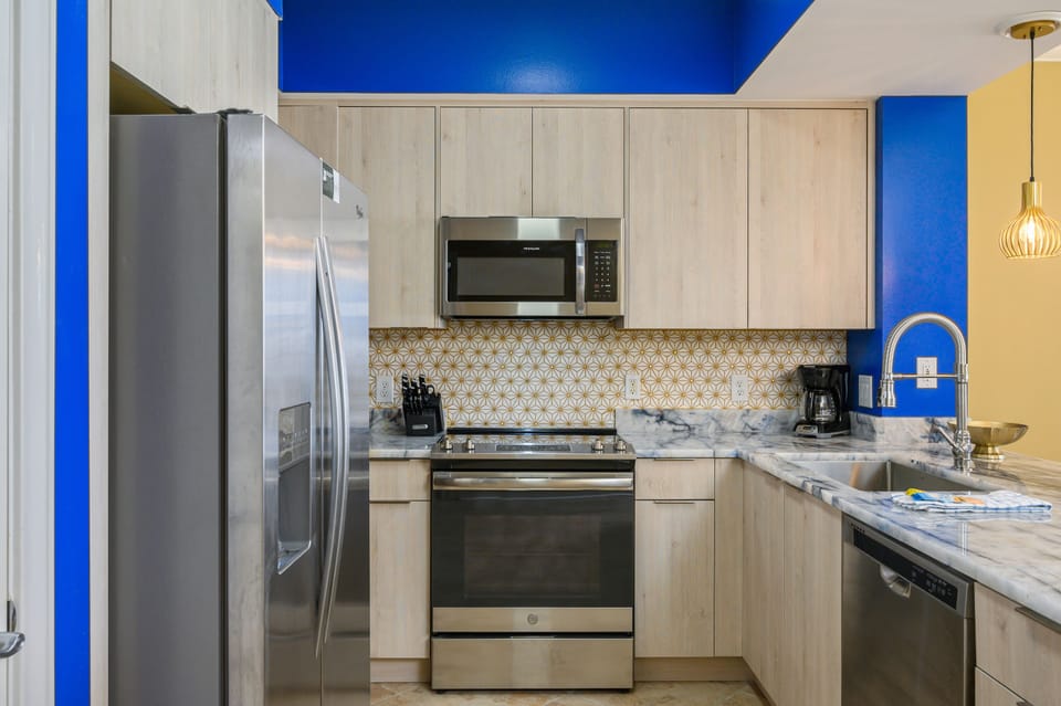 Azure #405 Kitchen