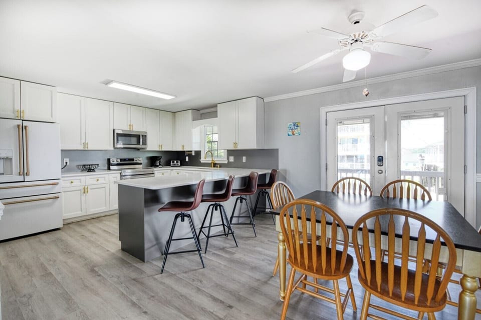 Betty's Bungalow