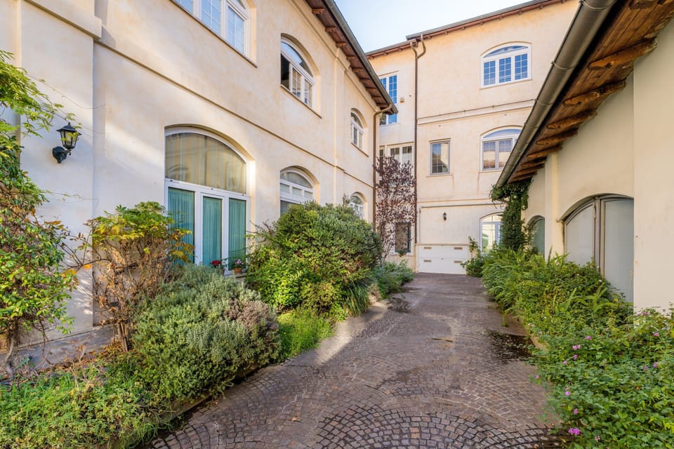 courtyard