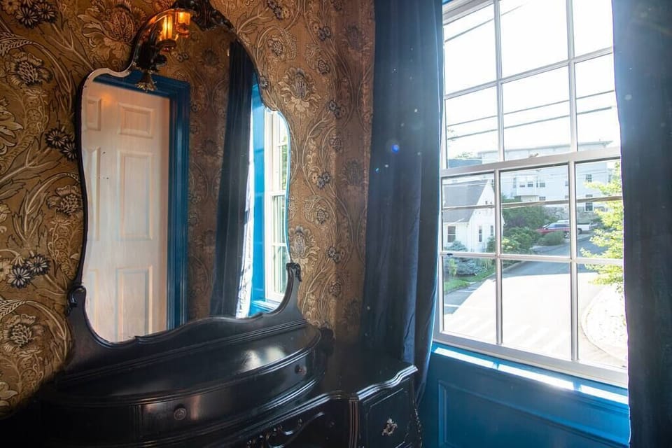 Dressing Room with View into the Historic District
