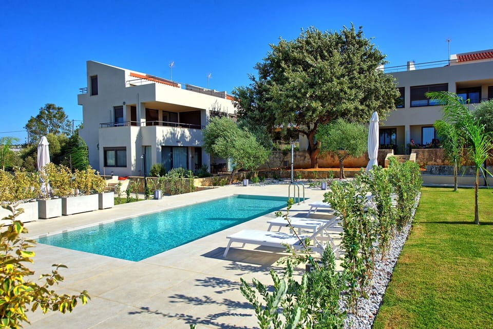 Building Exterior, Garden, Outdoor, Pool