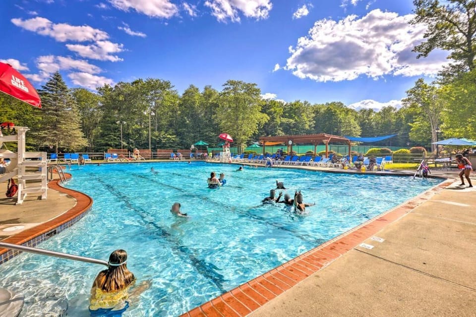 Our awesome community pool