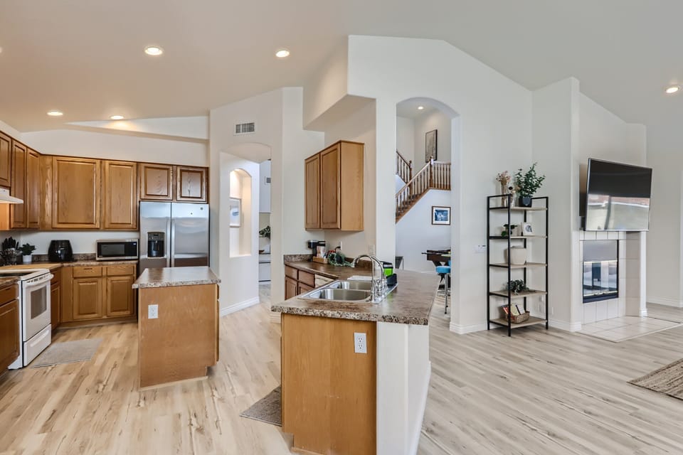 Fully equipped kitchen