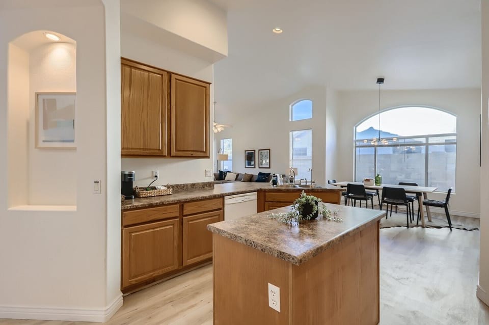 Fully equipped kitchen