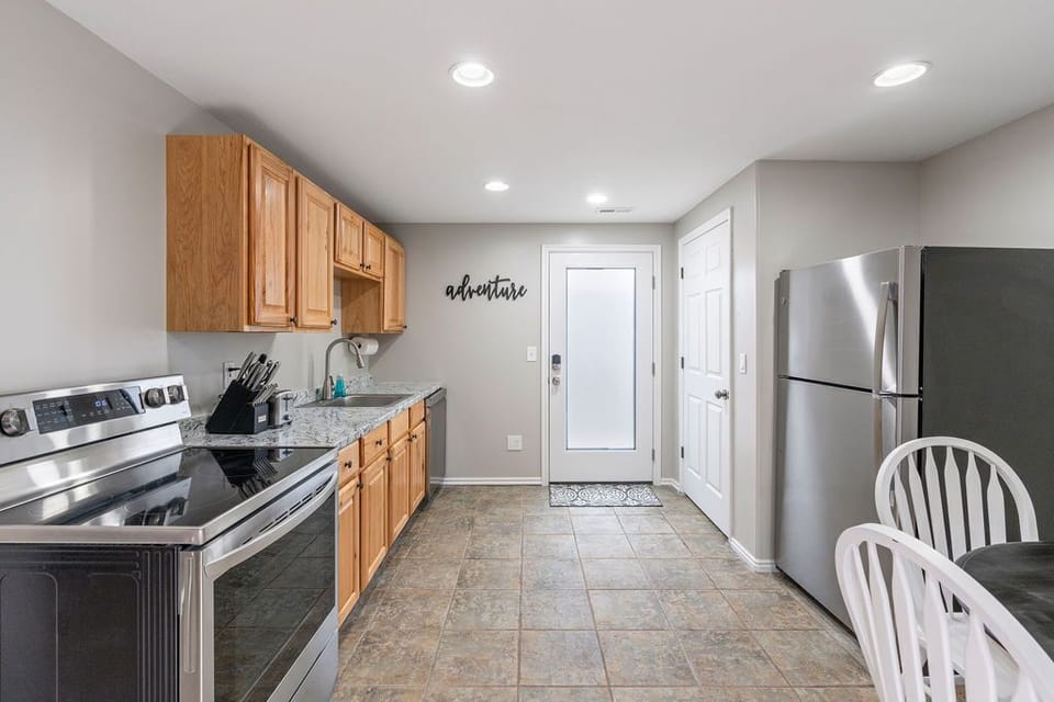 Fully furnished kitchen