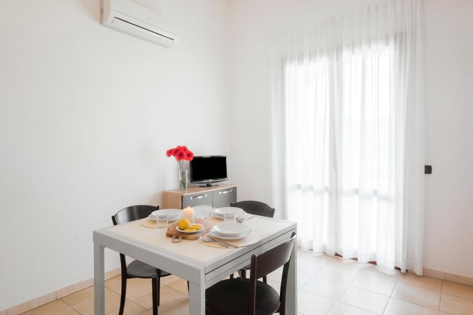 Living and dining room