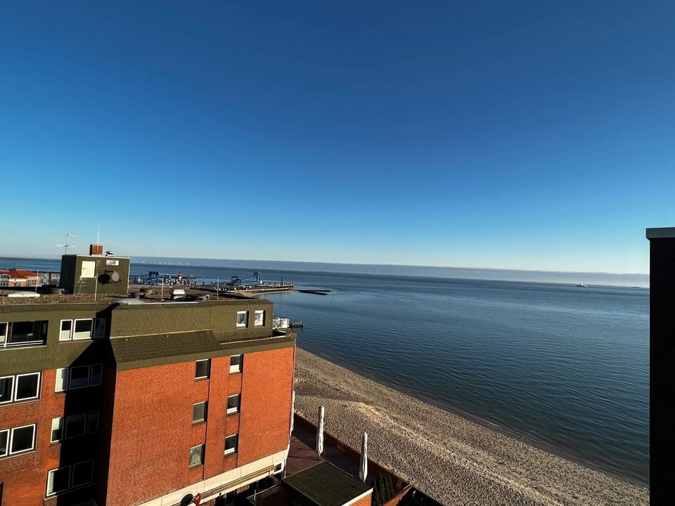 Beach/ocean view