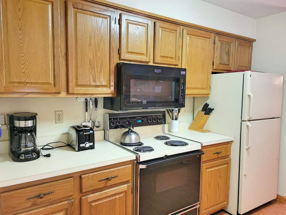 Kitchen on Left