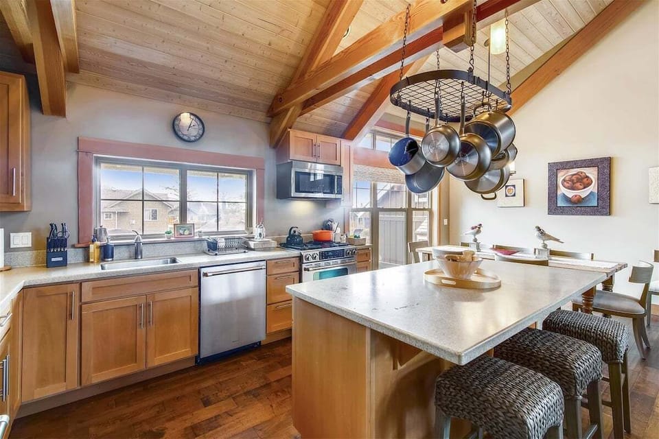 Kitchen at The Lodges D1