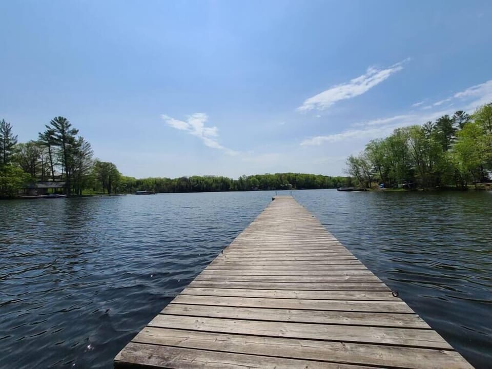 Shared 100ft dock on resort with electrical connection