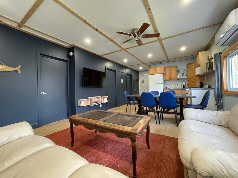 family room (2)