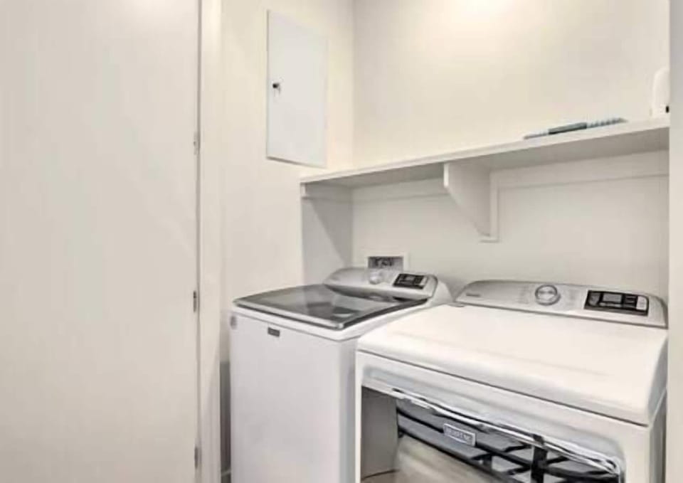 full sized washer and dryer