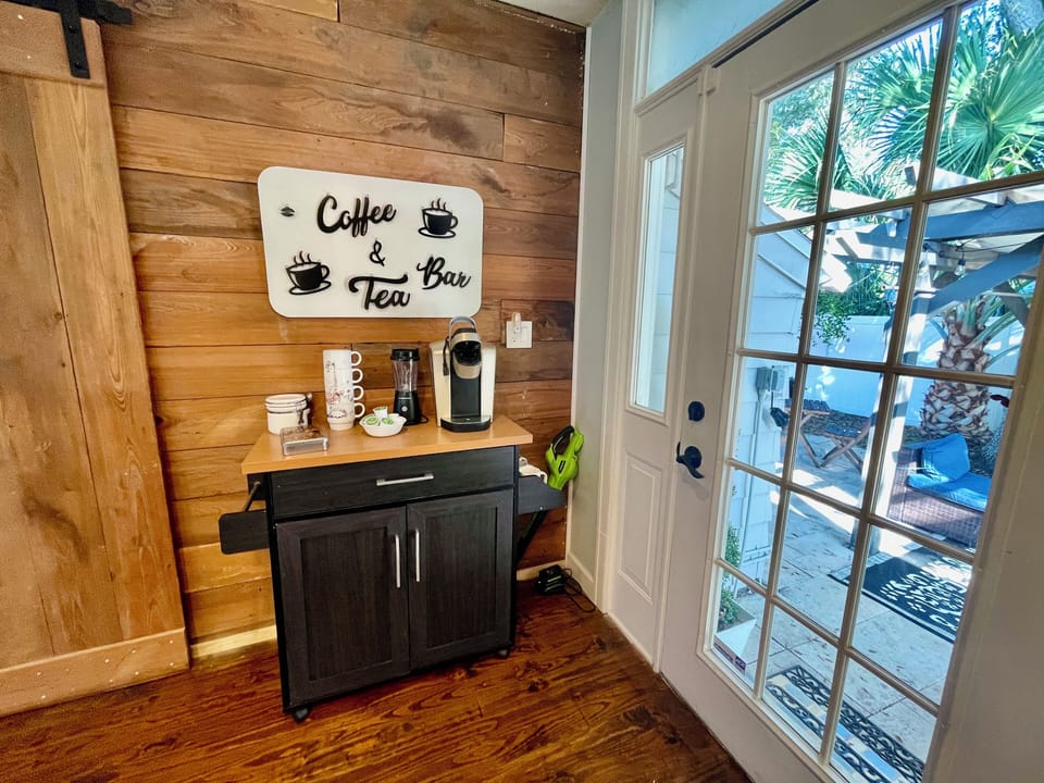 coffee and tea bar