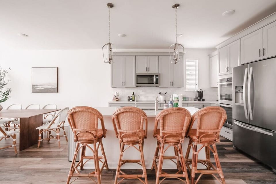 Double oven in the kitchen