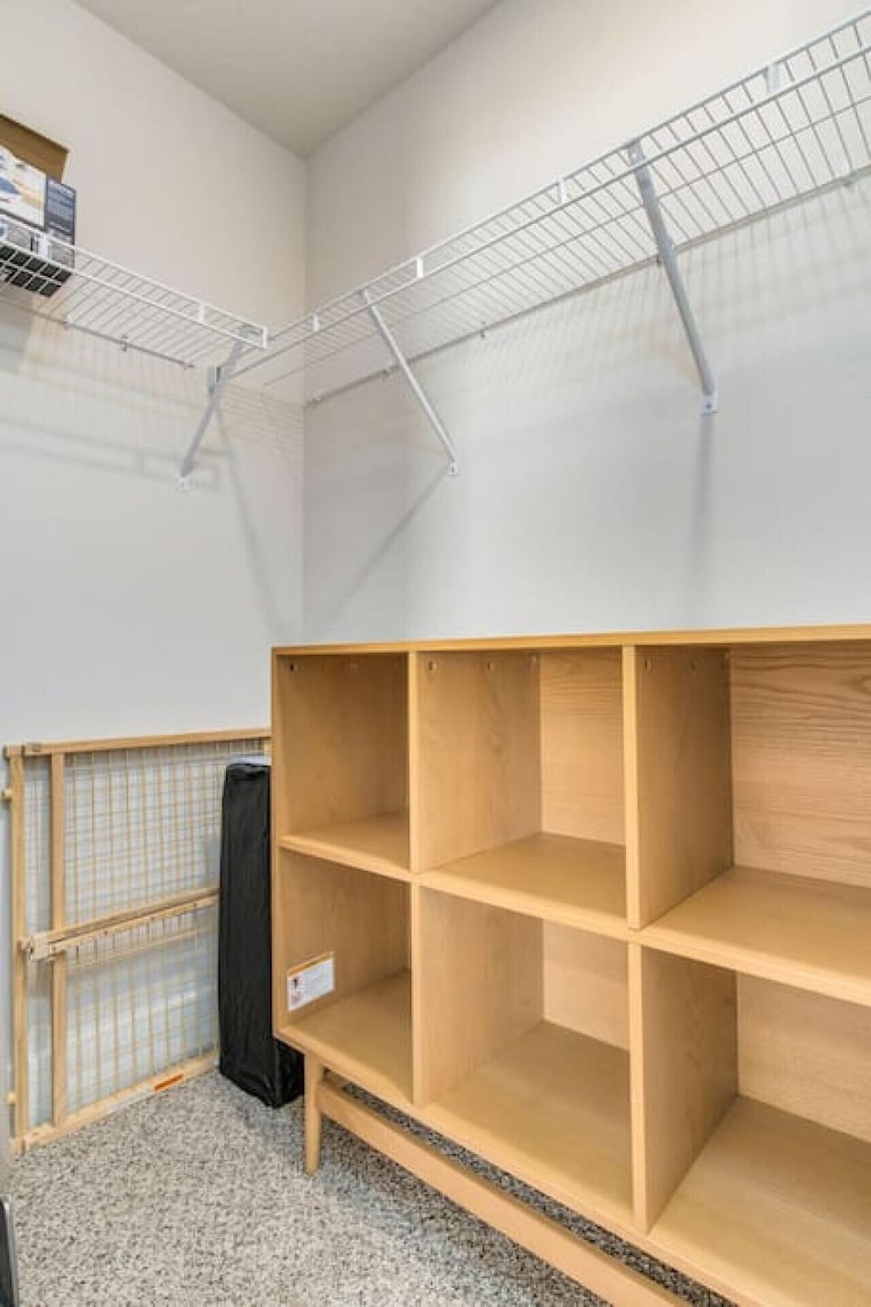 Take advantage of this extra space for your extra belongings.