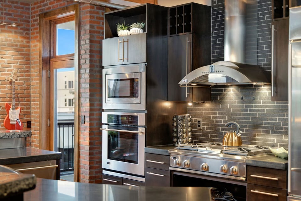 Chef's Kitchen with Stainless Steel Appliances