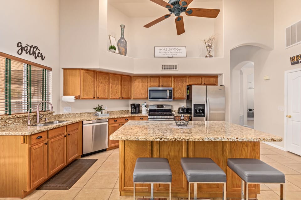 Kitchen with Large Island