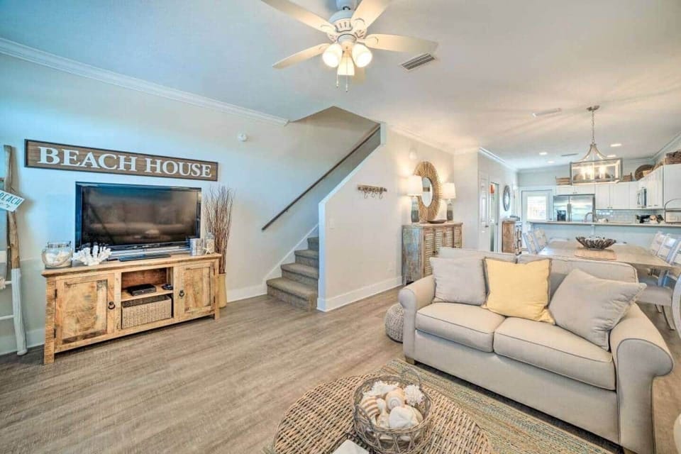 Wide open floor plan with plenty of seating. TV's throughout with Hulu+ so you won't miss your shows. 