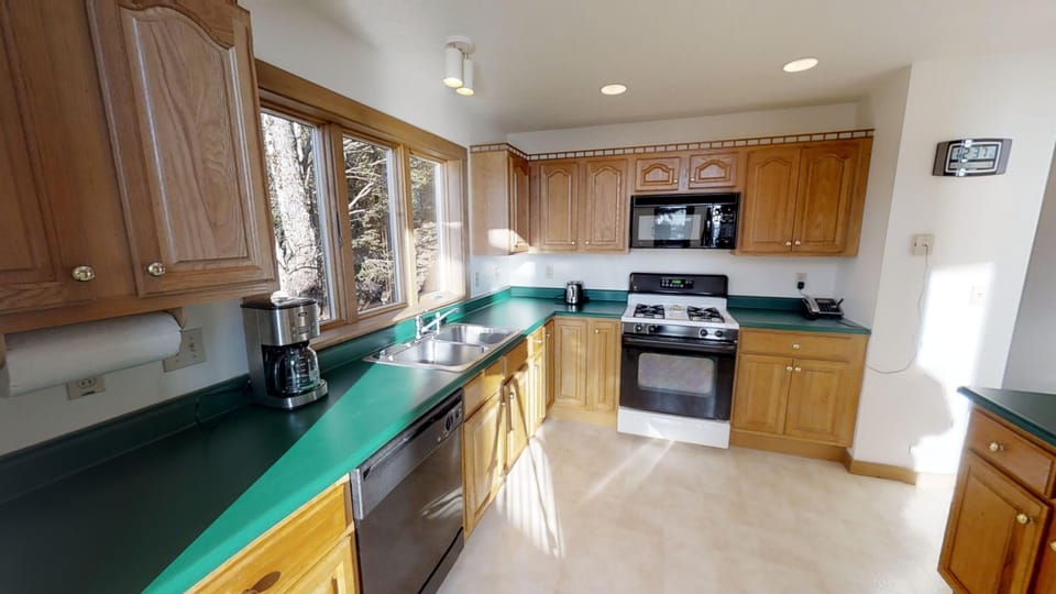 Indoors, Kitchen, Microwave, Oven, Sink