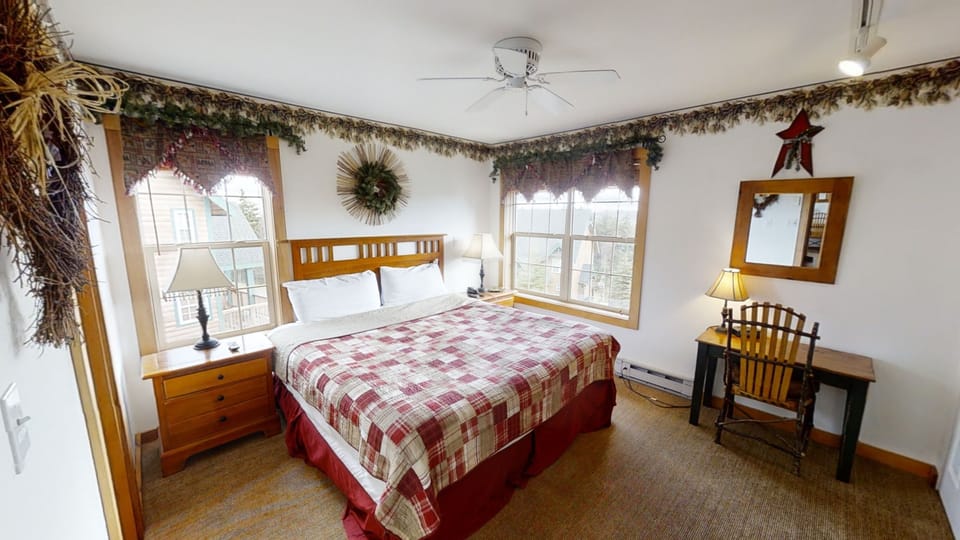 Indoors, Ceiling Fan, Home Decor, Furniture, Bedroom