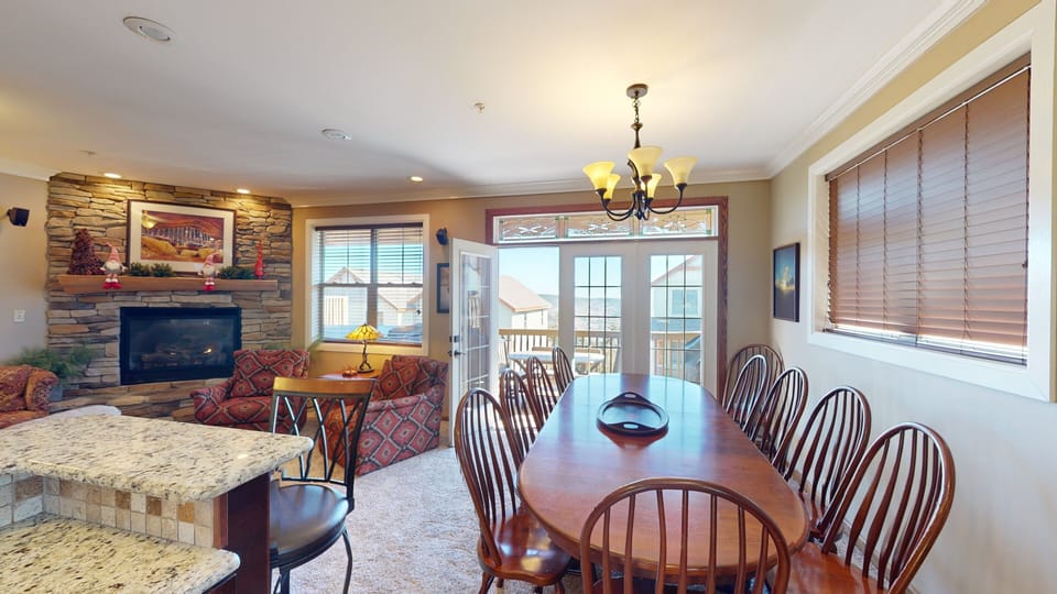 Indoors, Home Decor, Furniture, Table, Dining Room