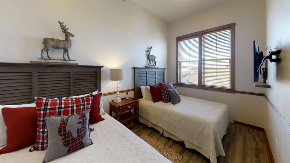 Home Decor, Cushion, Indoors, Lamp, Furniture