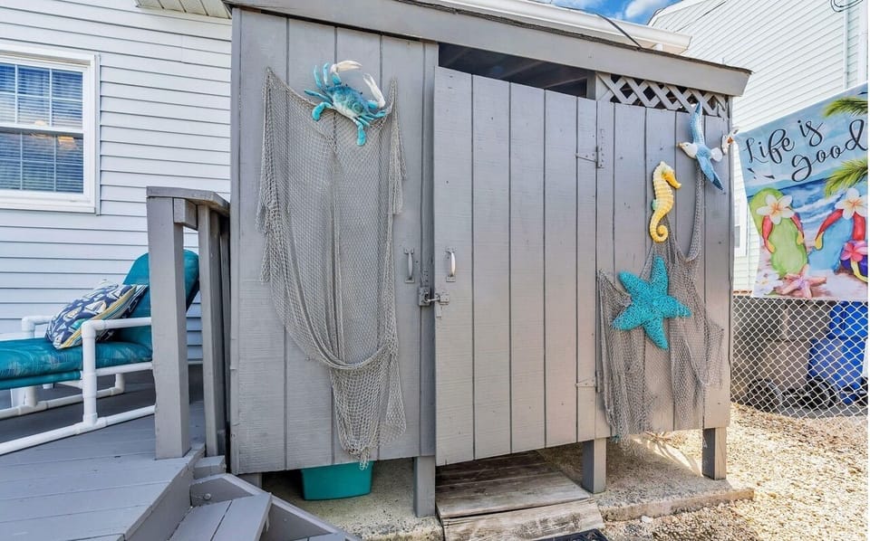 Large Outdoor Shower 
