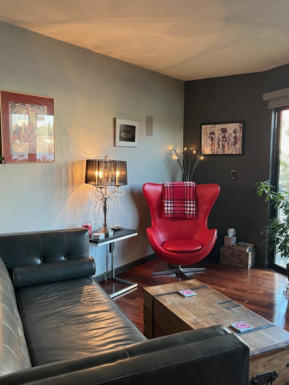 Leather mid century modern furniture chair/ couch. Remote control blinds.